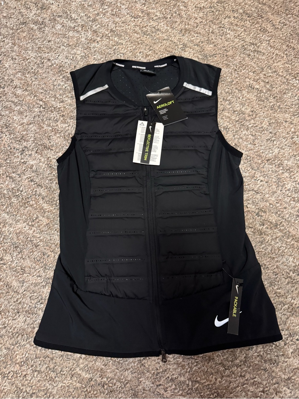 Nike Black Aeroloft Women's Sleeveless Running Vest NWT